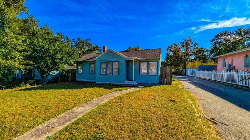 860 16TH AVENUE S ST PETERSBURG, FL 33701
