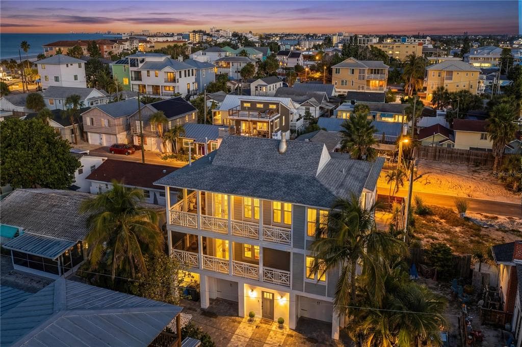 114 88TH AVENUE TREASURE ISLAND, FL 33706