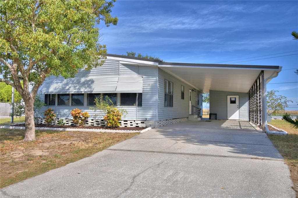 1813 PAULINE DRIVE LAKE ALFRED, FL 33850