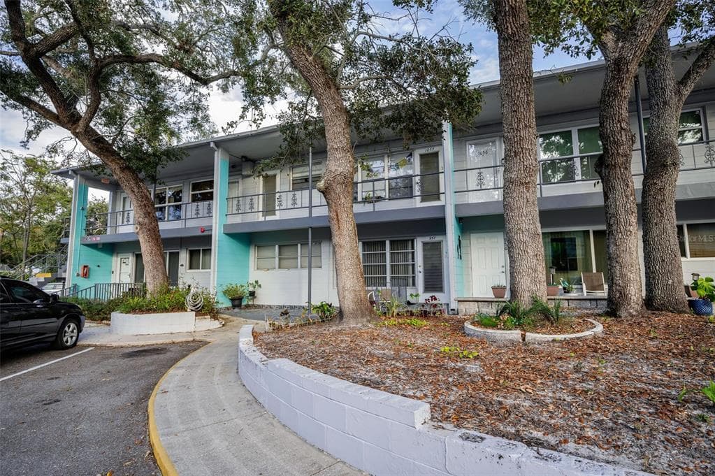 4151 55TH WAY N UNIT 1058 KENNETH CITY, FL 33709