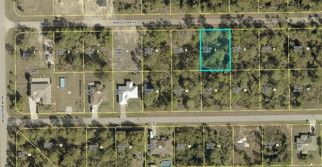 1020 BARCELONA STREET E LEHIGH ACRES, FL 33974