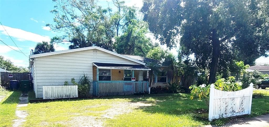 210 W LINEBAUGH AVENUE