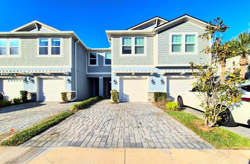 8319 WILDFLOWER GLEN AVENUE ODESSA, FL 33556