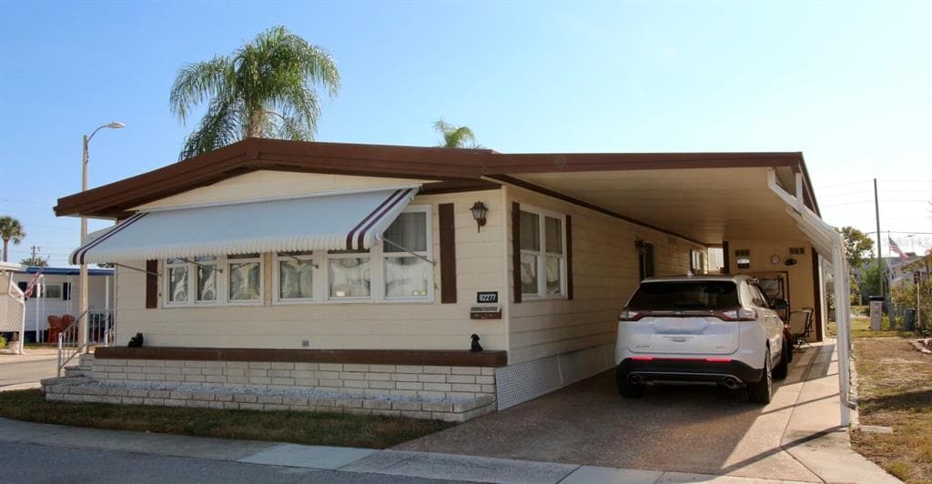 82277 2ND AVENUE N UNIT 277 PINELLAS PARK, FL 33781