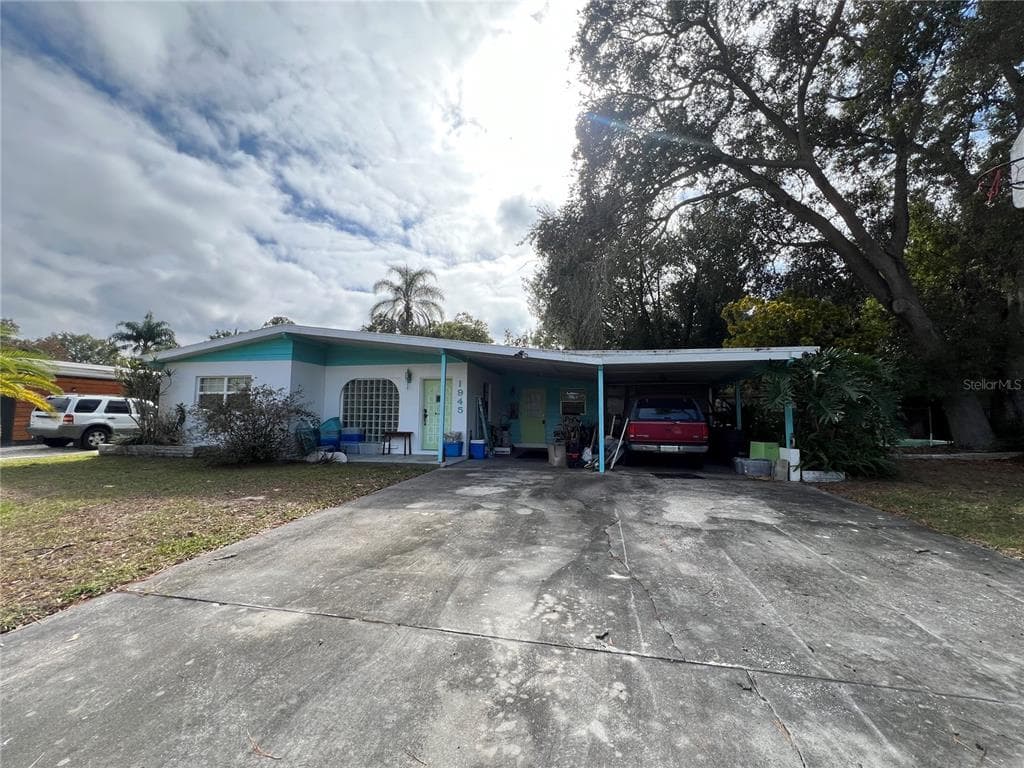 1945 LAKEWOOD DRIVE CLEARWATER, FL 33763