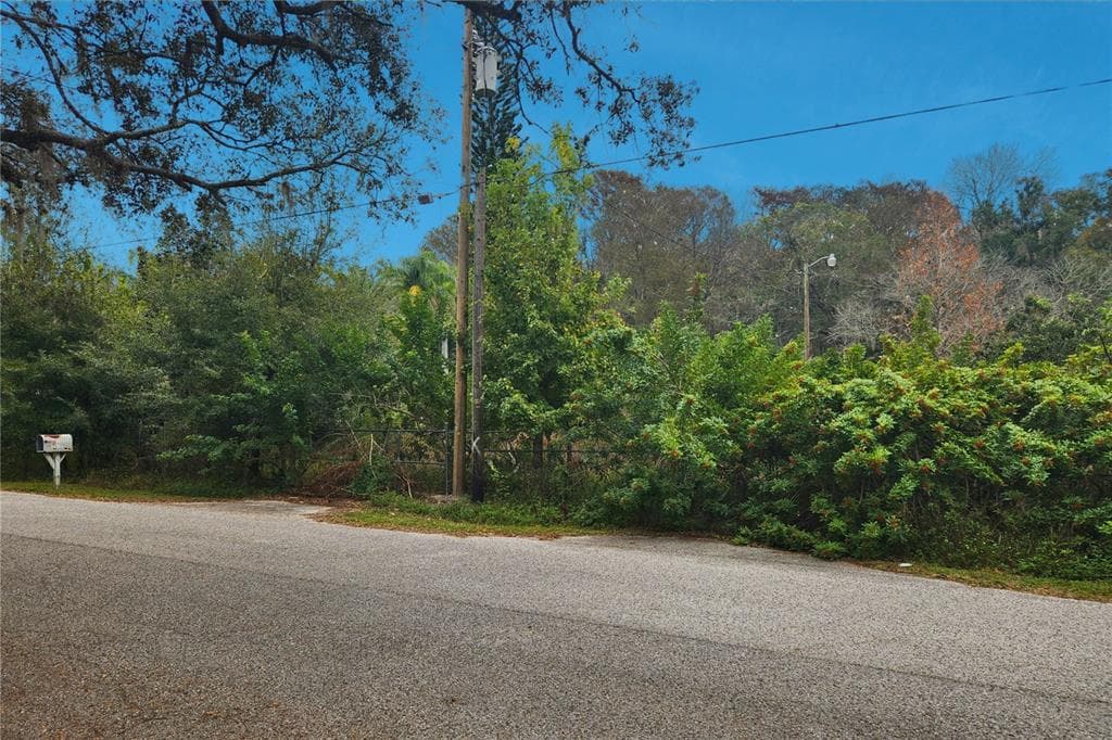 10944 & 10948 ECHO LOOP NEW PORT RICHEY, FL 34654