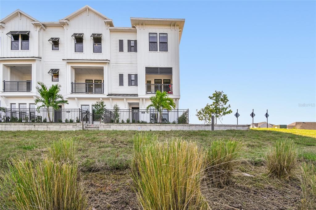 7200 SUTTON LANE SARASOTA, FL 34240