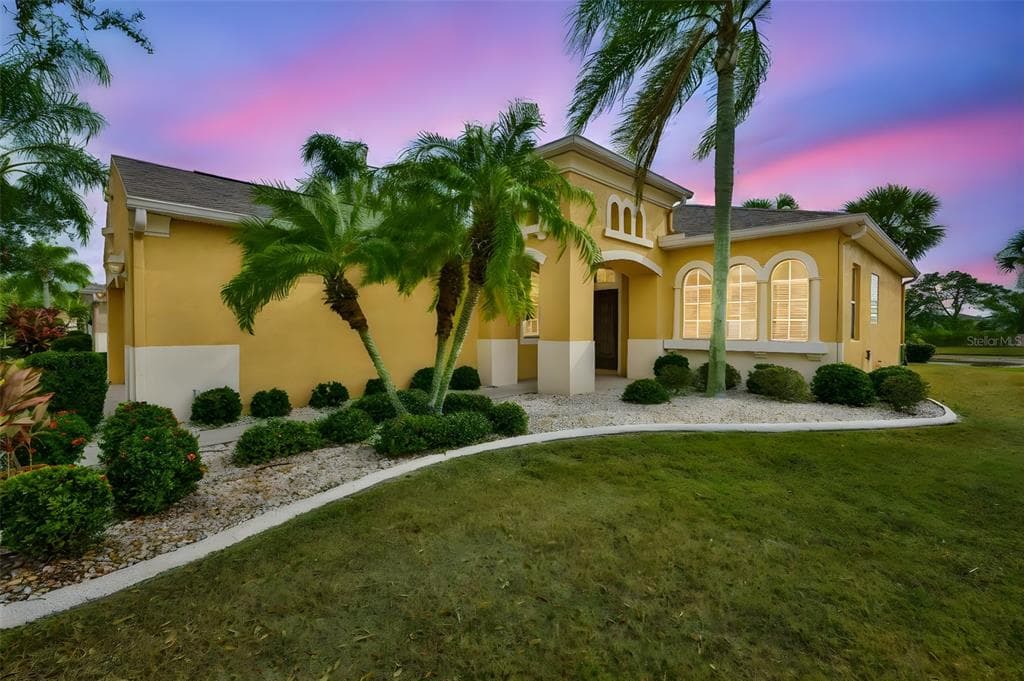 840 KING LEON WAY SUN CITY CENTER, FL 33573