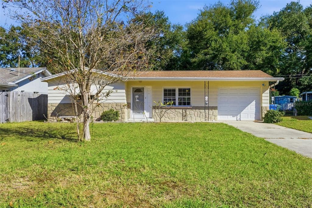 975 GULF VIEW BOULEVARD DUNEDIN, FL 34698