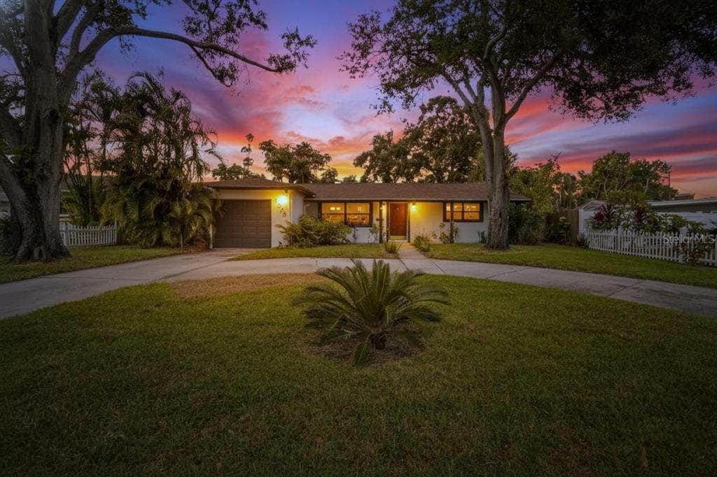 4573 20TH AVENUE N ST PETERSBURG, FL 33713