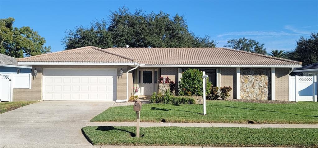 6733 122ND STREET SEMINOLE, FL 33772