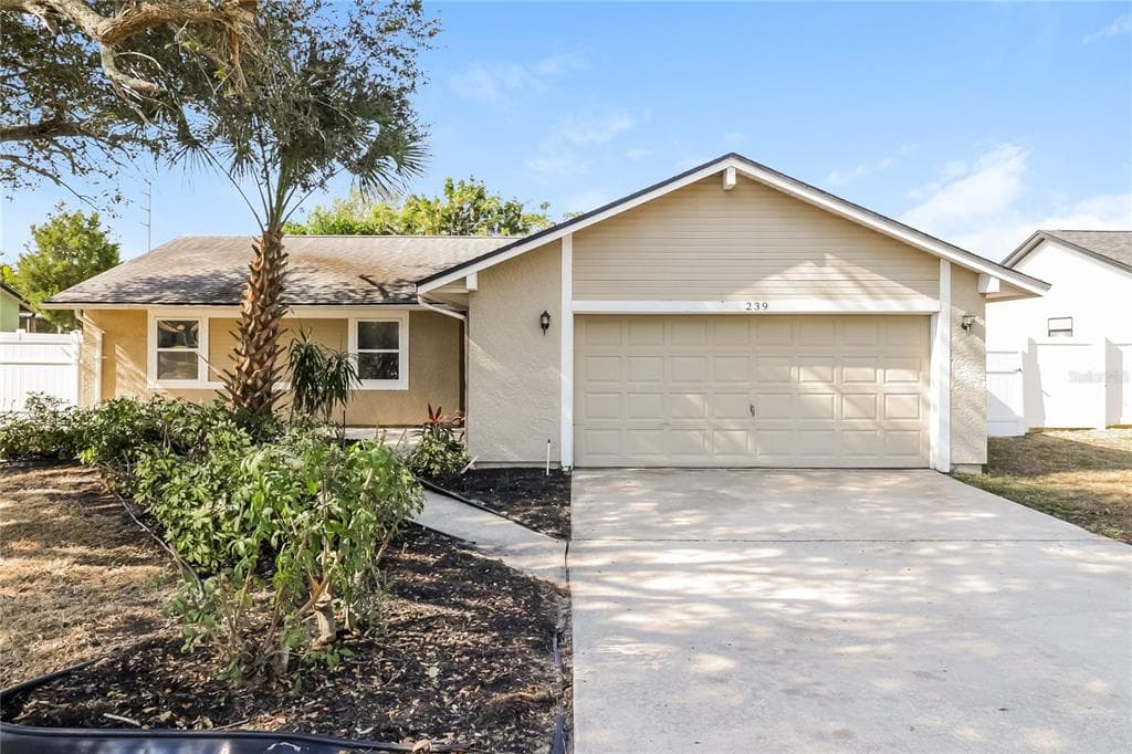 239 MYRTLE COURT PALM HARBOR, FL 34683