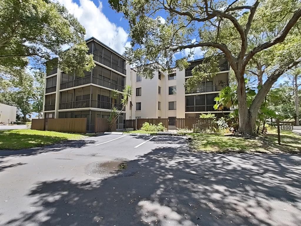 700 STARKEY ROAD UNIT 644 LARGO, FL 33771