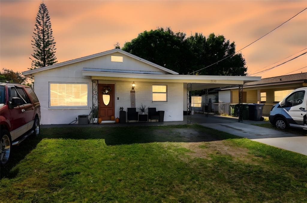 3310 W BEACH STREET TAMPA, FL 33607