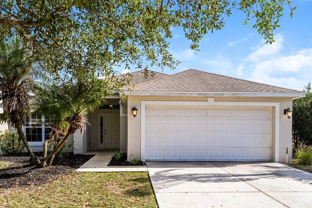 11341 LAKE CYPRESS LOOP FORT MYERS, FL 33913