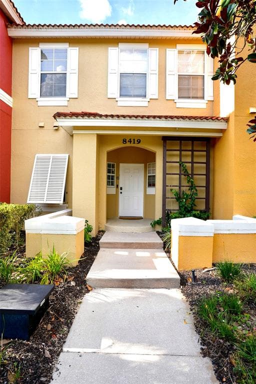 8419 CRYSTAL COVE LOOP KISSIMMEE, FL 34747