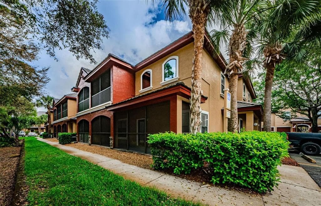 2148 CHIANTI PLACE UNIT 1310 PALM HARBOR, FL 34683