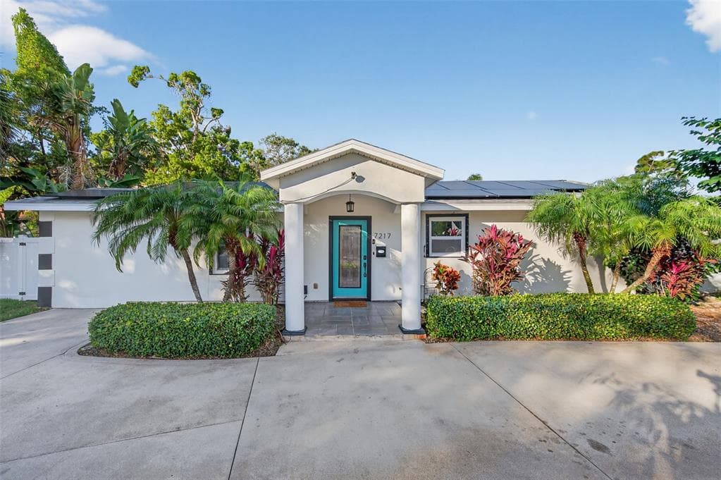 7217 6TH AVENUE N ST PETERSBURG, FL 33710
