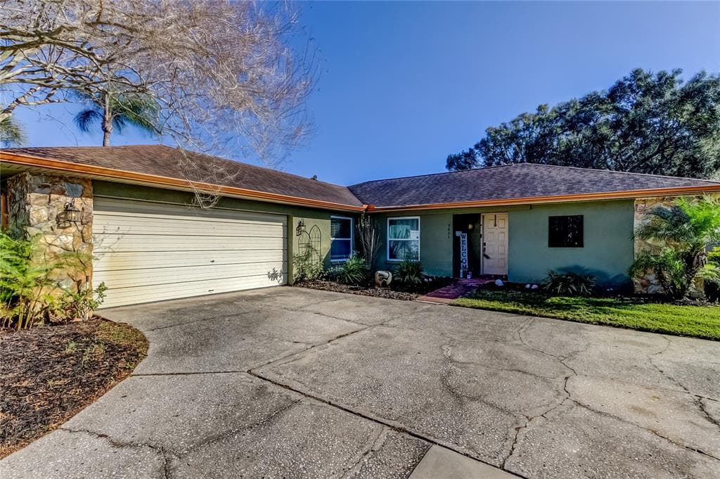 2651 CONCORDE COURT CLEARWATER, FL 33761