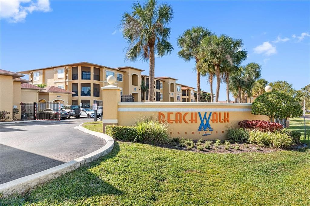 4302 BAYSIDE VILLAGE DRIVE UNIT 204 TAMPA, FL 33615