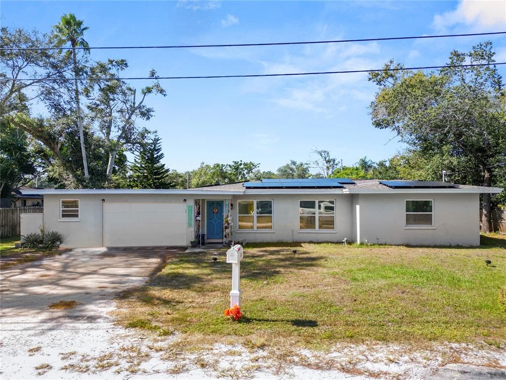 1826 BONNIE GAIL STREET LARGO, FL 33774