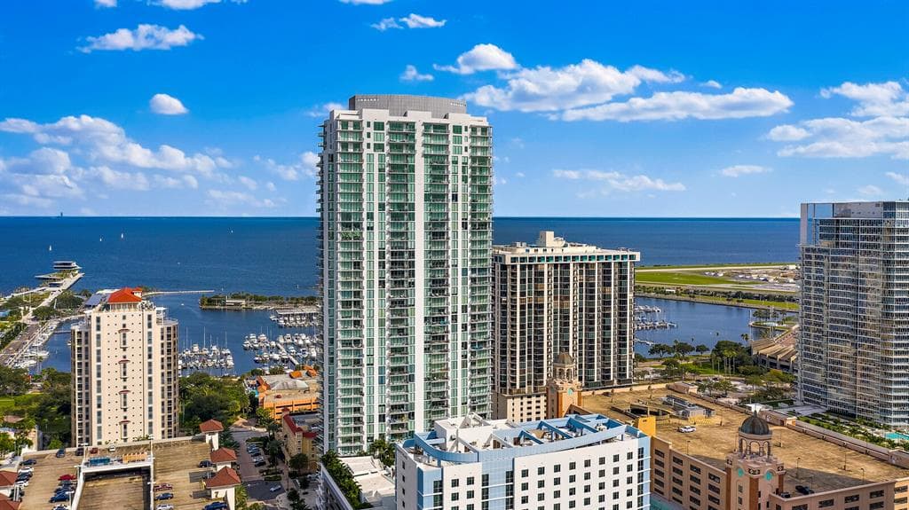 100 1ST AVENUE N UNIT 1904 ST PETERSBURG, FL 33701