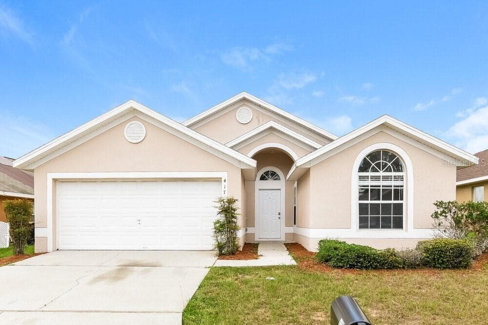 417 HALSTEAD DRIVE DAVENPORT, FL 33897