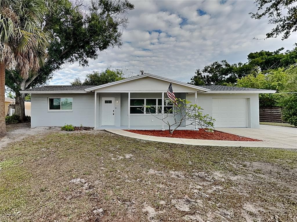 6325 MOSBY PLACE SARASOTA, FL 34231