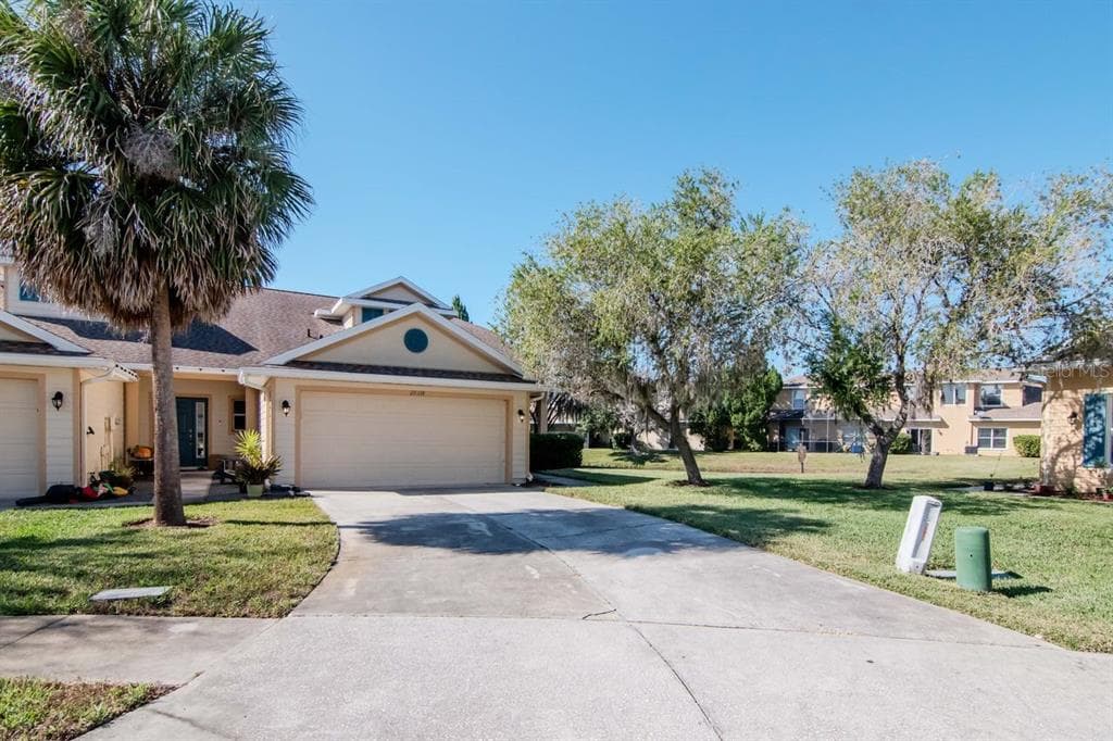 20318 OAK KEY COURT TAMPA, FL 33647