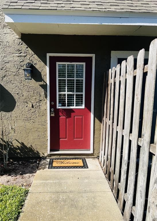 16513 LAKE BRIGADOON CIR TAMPA, FL 33618