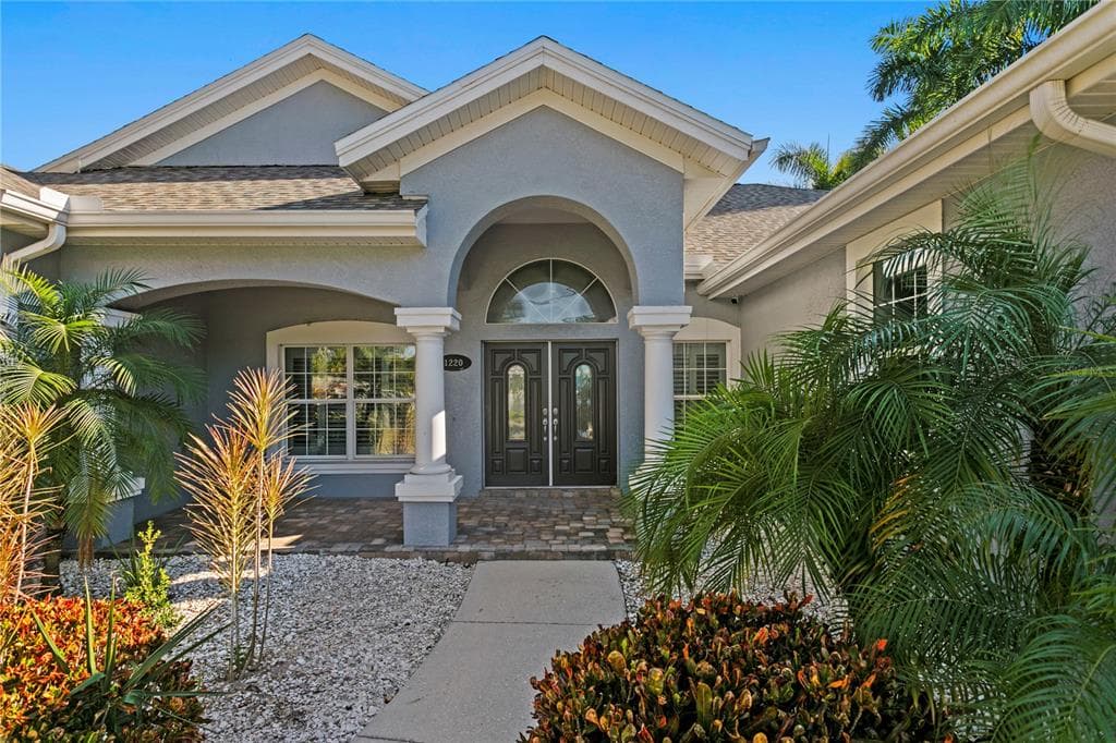 1220 ROYAL PALM DRIVE S GULFPORT, FL 33707