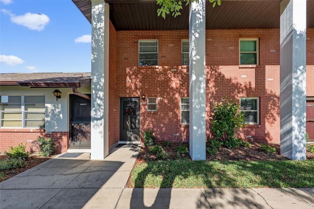 2464 ENTERPRISE ROAD UNIT 3 CLEARWATER, FL 33763
