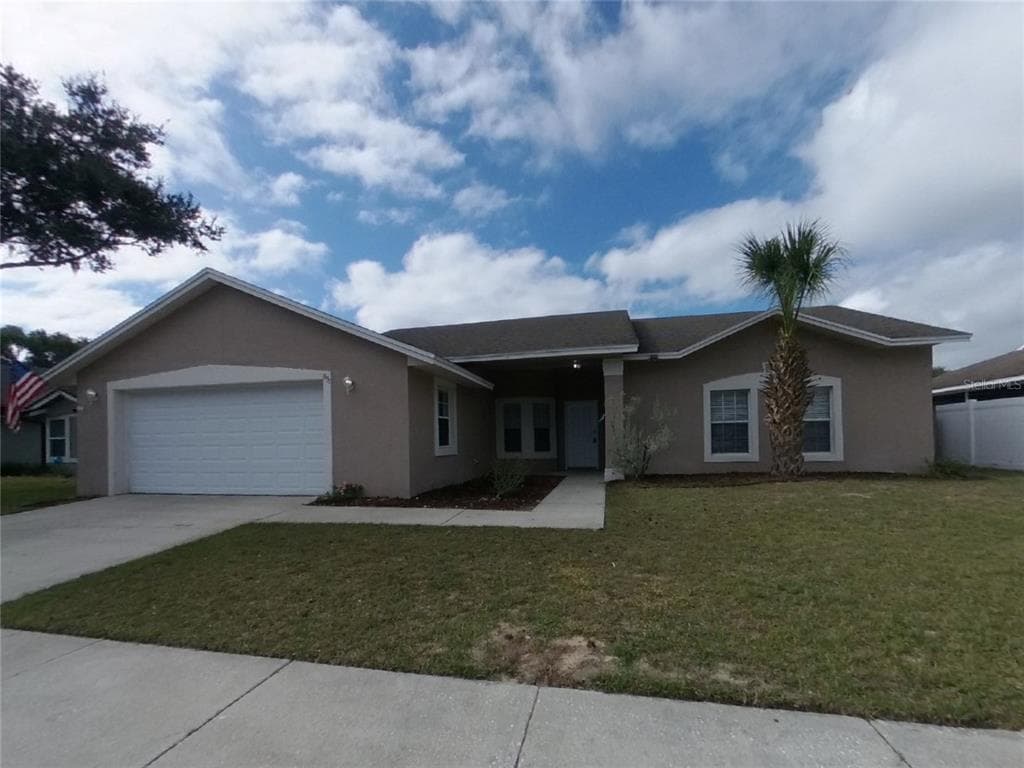831 MONROE HARBOR PLACE SANFORD, FL 32773