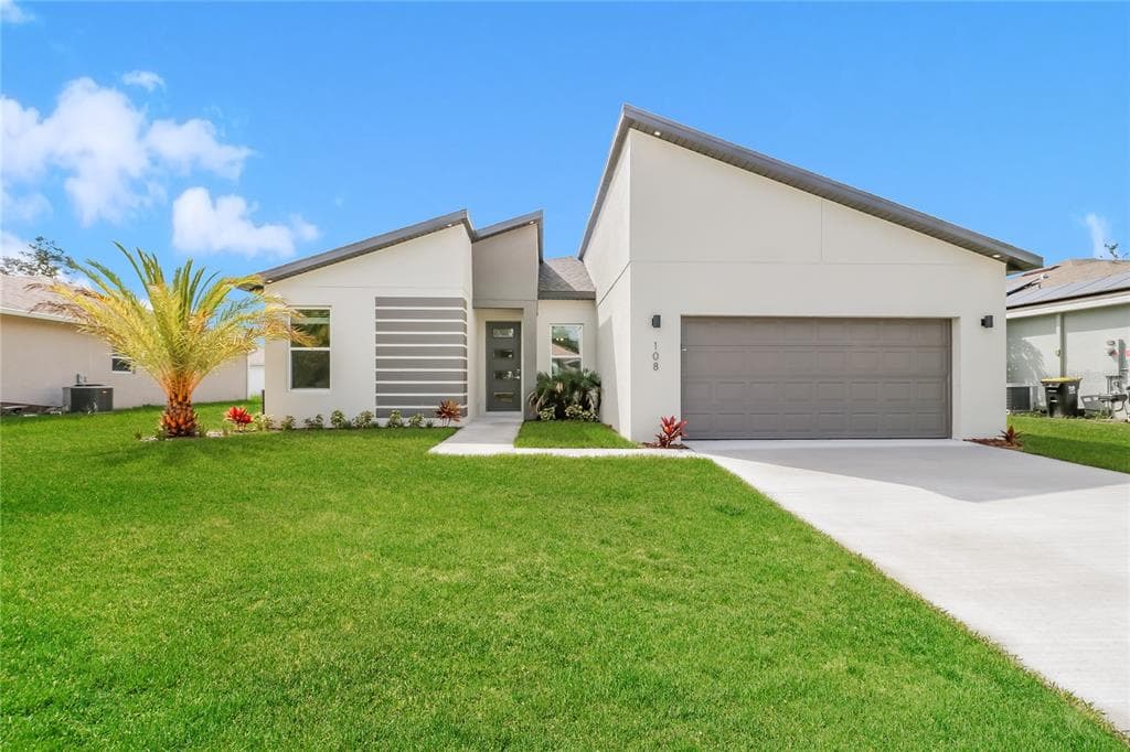 108 WILLOW DRIVE KISSIMMEE, FL 34759