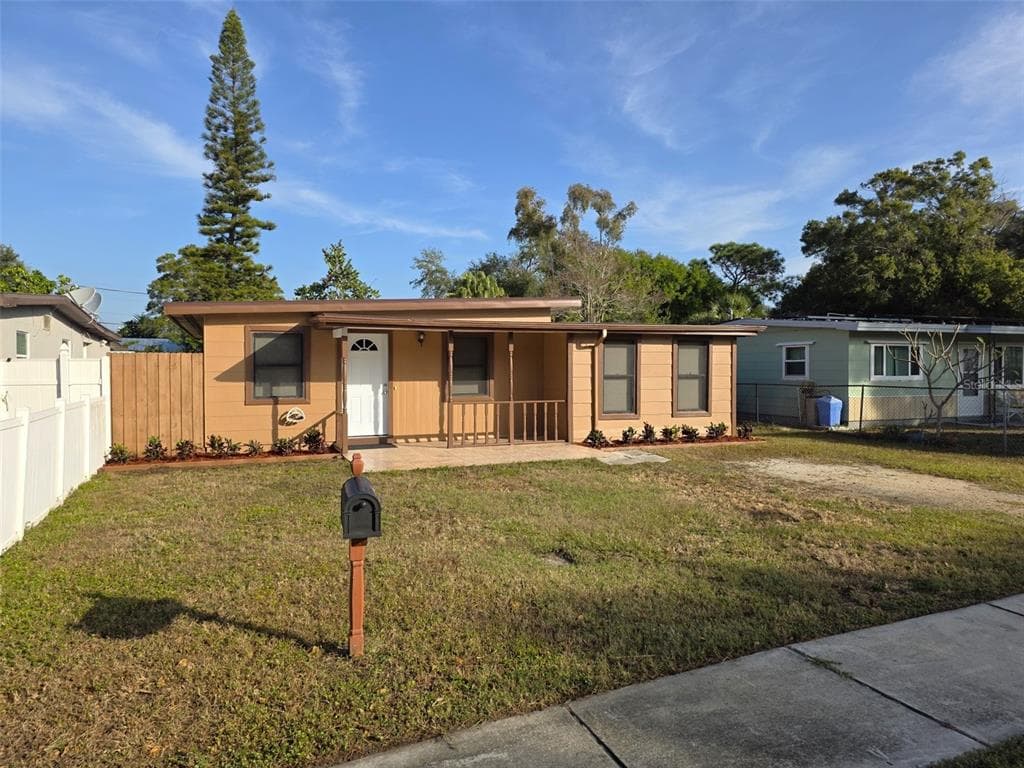 4821 72ND AVENUE N PINELLAS PARK, FL 33781