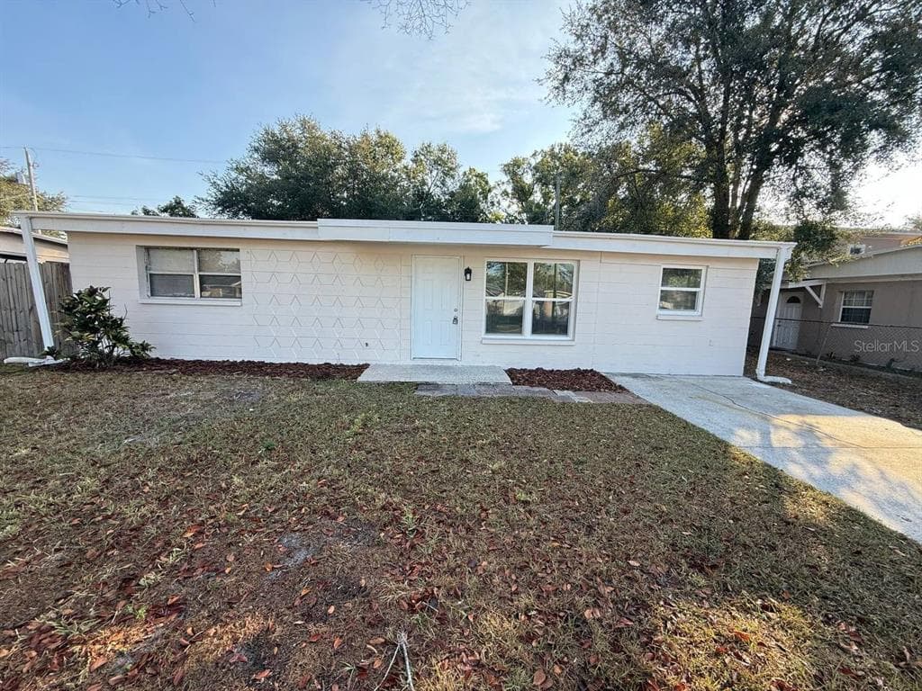 3224 DELRAY DRIVE TAMPA, FL 33619