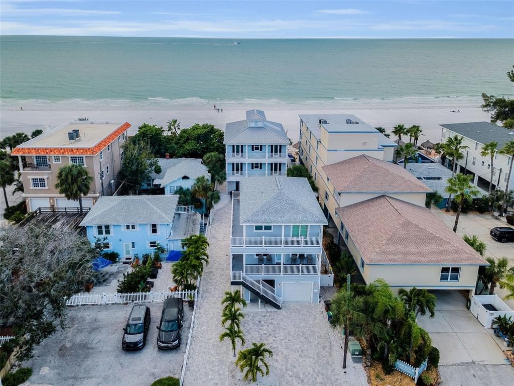 204 GULF BOULEVARD INDIAN ROCKS BEACH, FL 33785