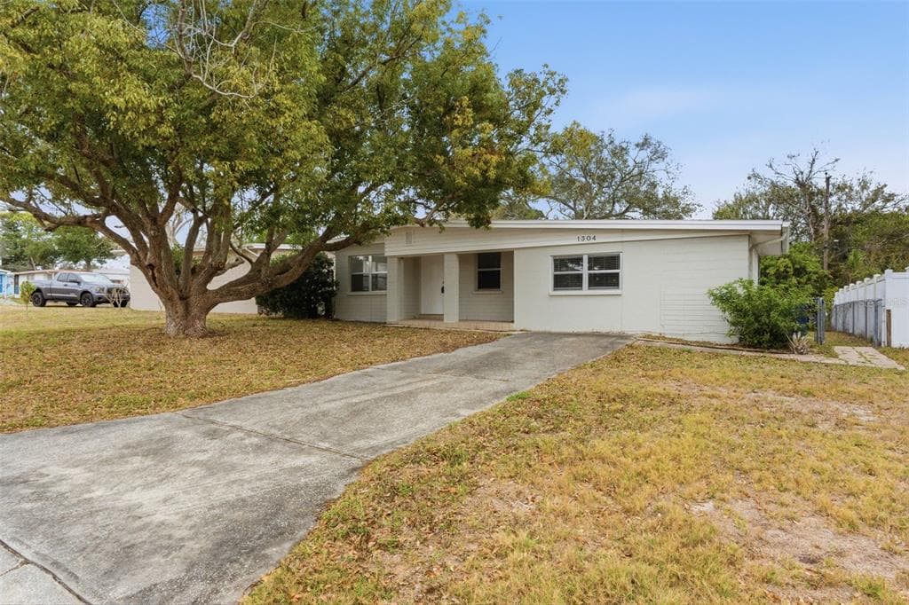1304 TUSCOLA STREET CLEARWATER, FL 33756