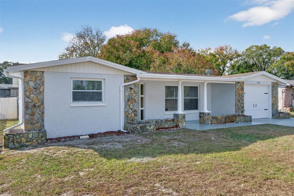 5550 DAHLIA AVENUE NEW PORT RICHEY, FL 34652