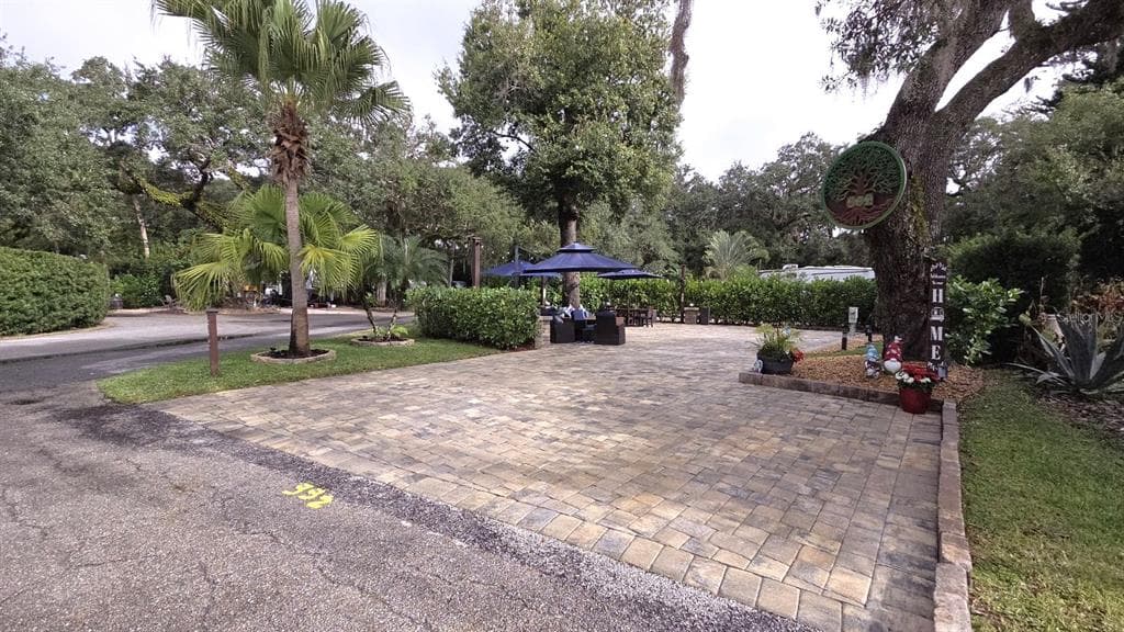 332 BOBCAT LANE LAKE WALES, FL 33898