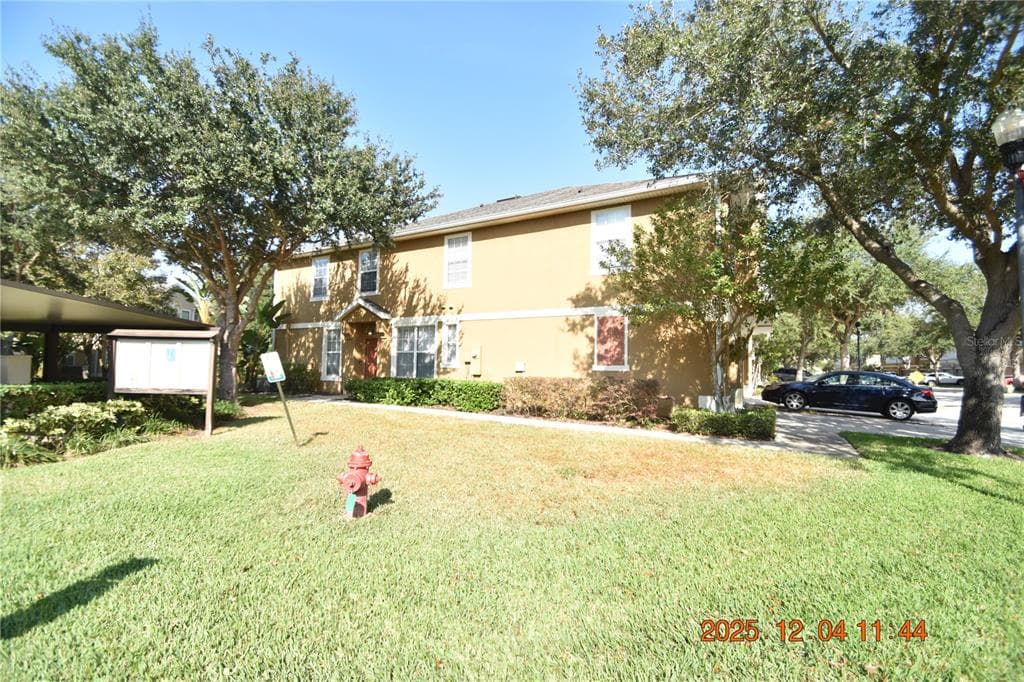 6737 EAGLE FEATHER DRIVE RIVERVIEW, FL 33578