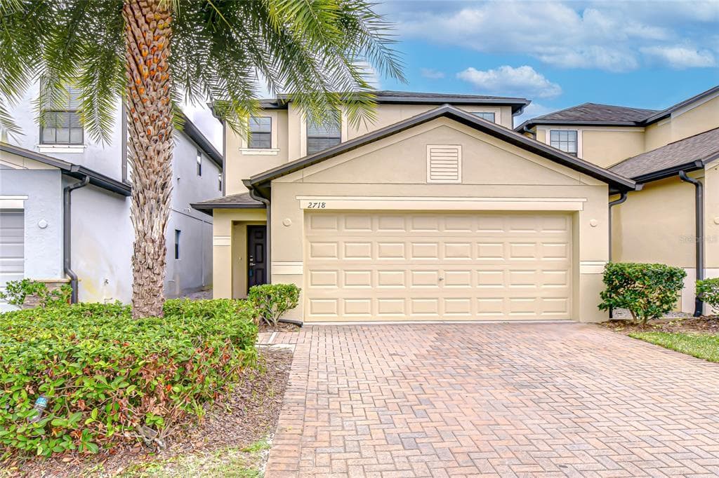 2718 GARDEN FALLS DRIVE BRANDON, FL 33511