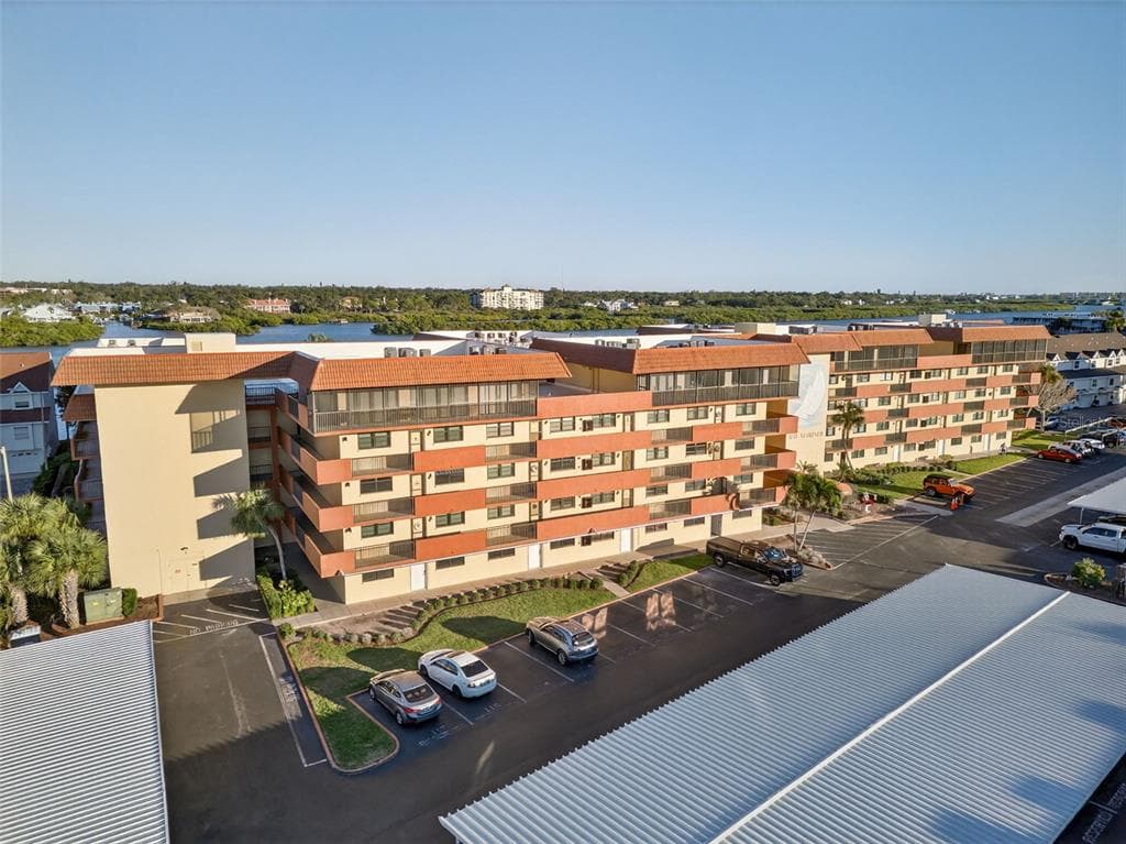 19701 GULF BOULEVARD UNIT 328 INDIAN SHORES, FL 33785
