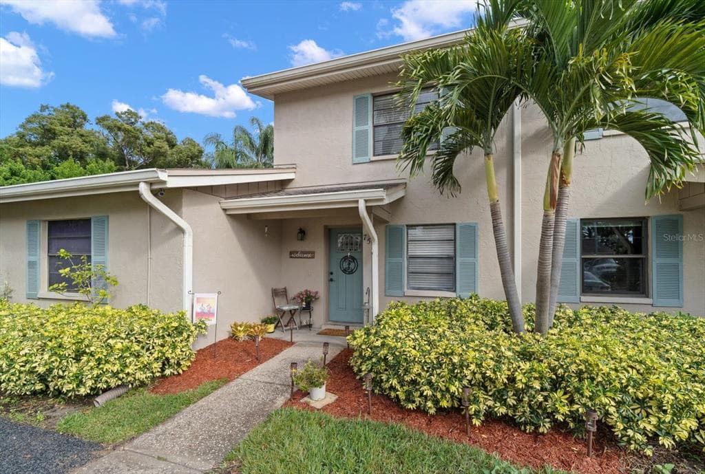 2131 RIDGE ROAD S UNIT 75 LARGO, FL 33778