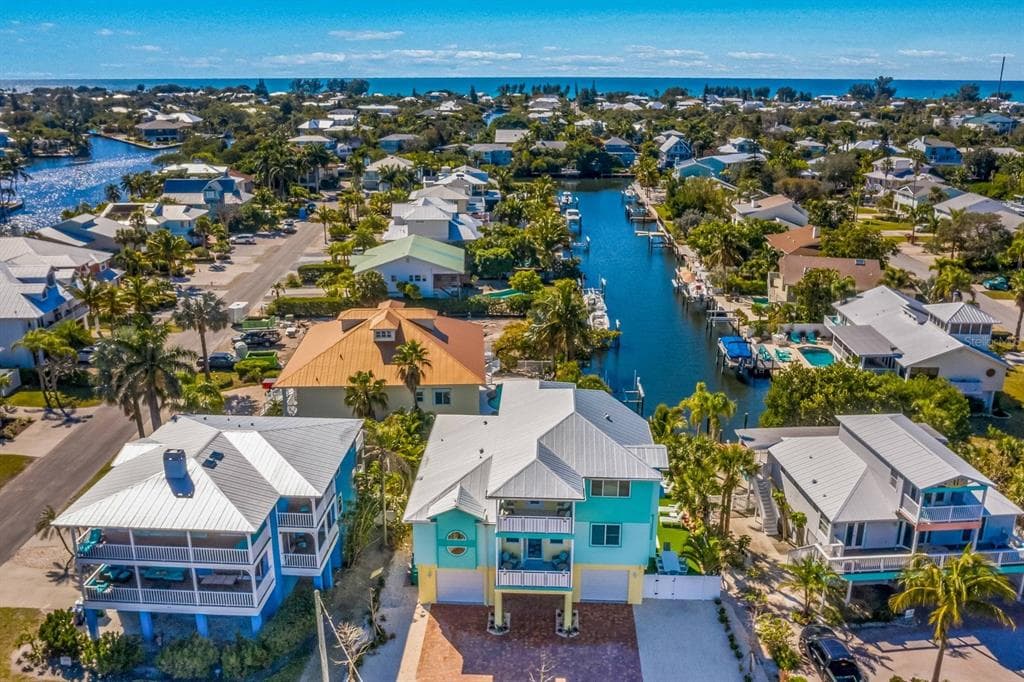 505 S BAY BOULEVARD ANNA MARIA, FL 34216