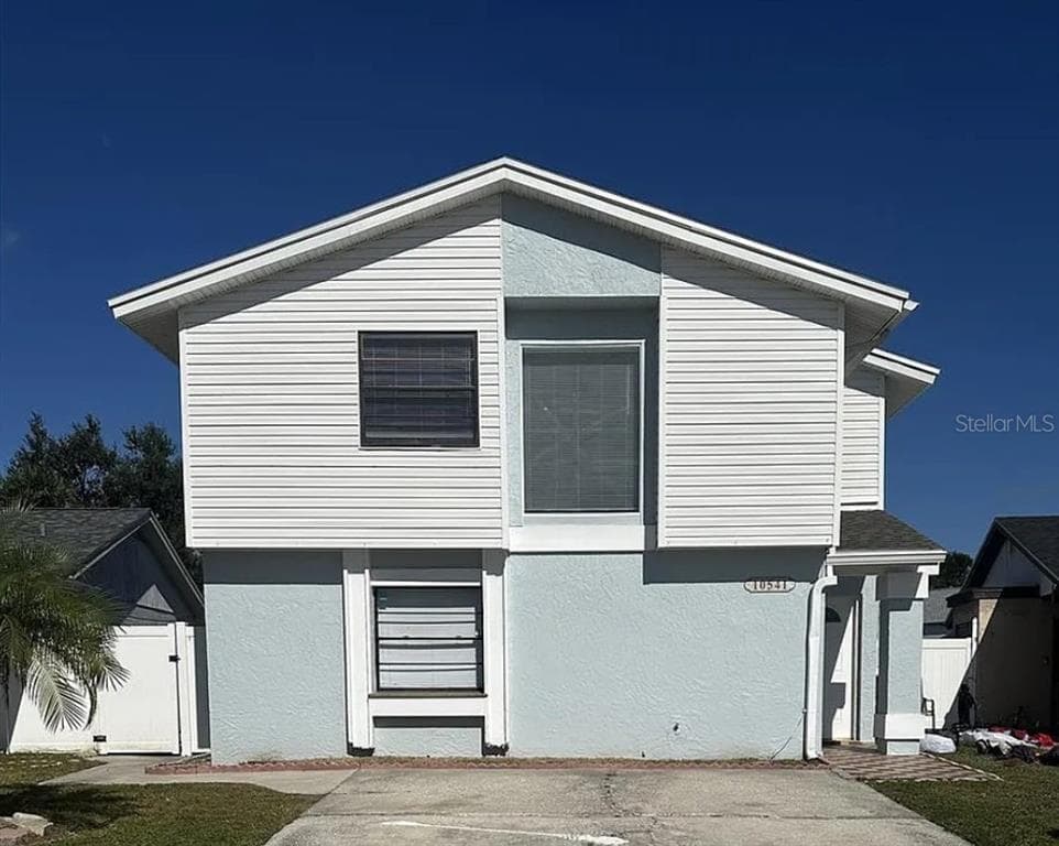 10541 PARKCREST DRIVE TAMPA, FL 33624