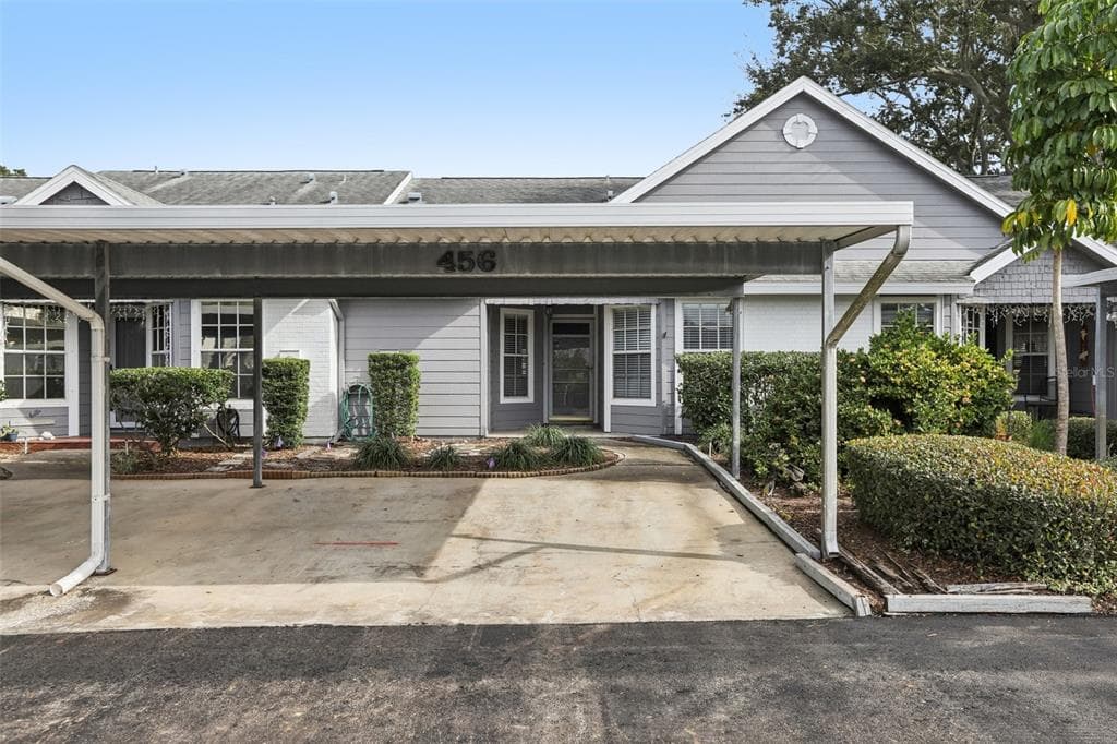 456 THANINGTON CLOSE PALM HARBOR, FL 34683