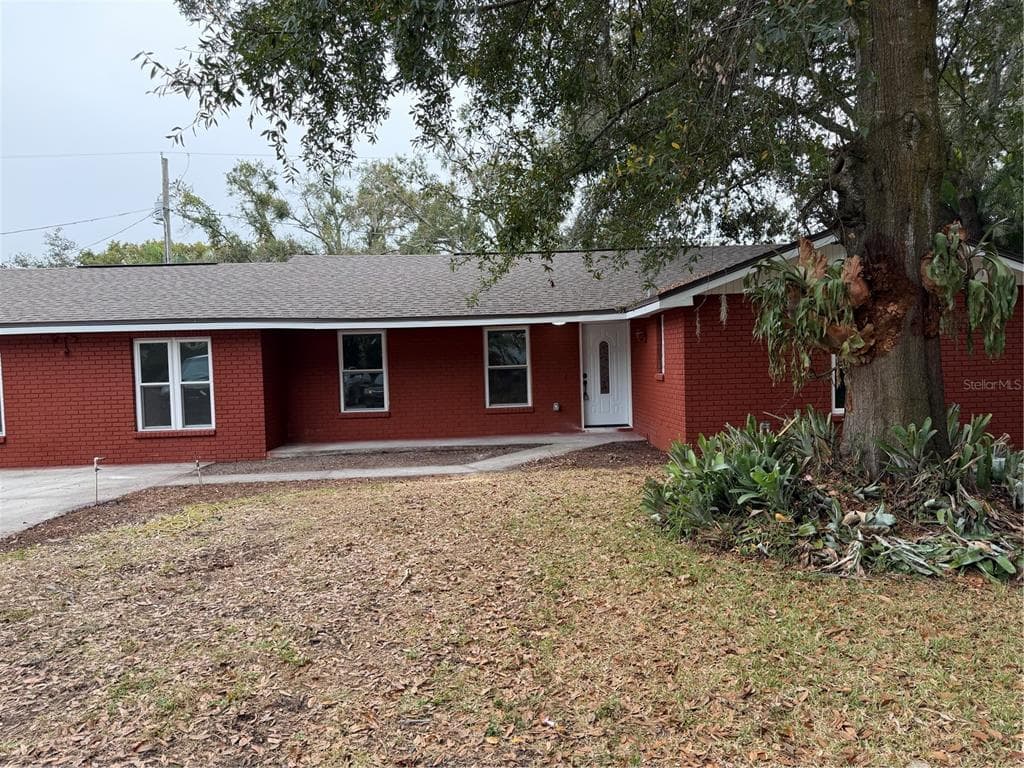 1605 FAIRLANE PLACE BRANDON, FL 33511