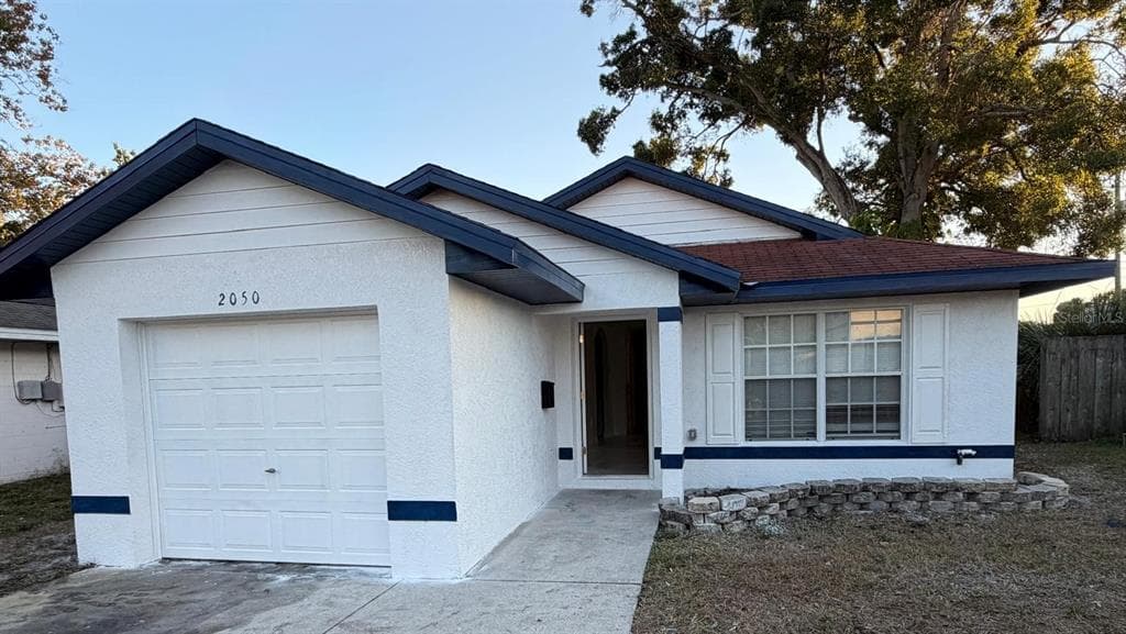2050 28TH AVENUE N ST PETERSBURG, FL 33713