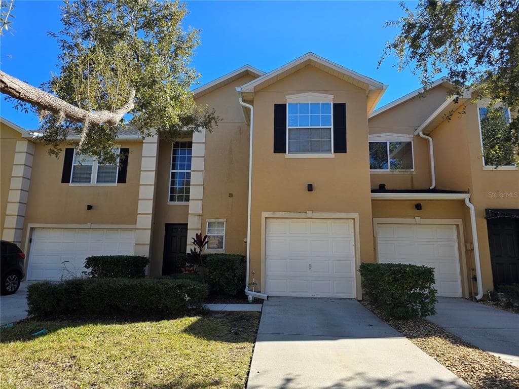 6213 ASHBURY PALMS DRIVE TAMPA, FL 33647